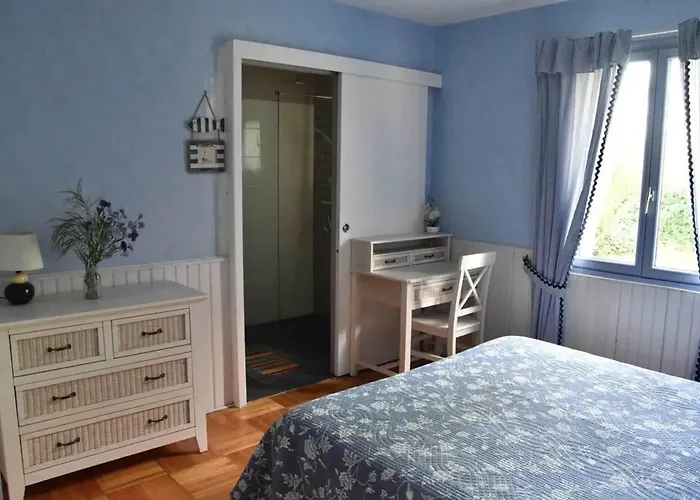 Feriehus Maison De Charme Avec Jardin A Courtils, Proche Du Mont Saint-michel *